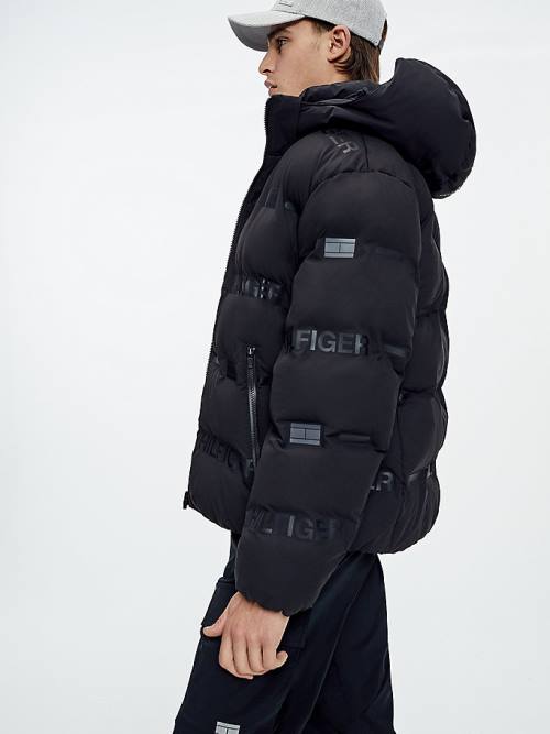 Men\'s Tommy Hilfiger Tech Essential GORE-TEX Puffer Jackets Black | TH751YZB